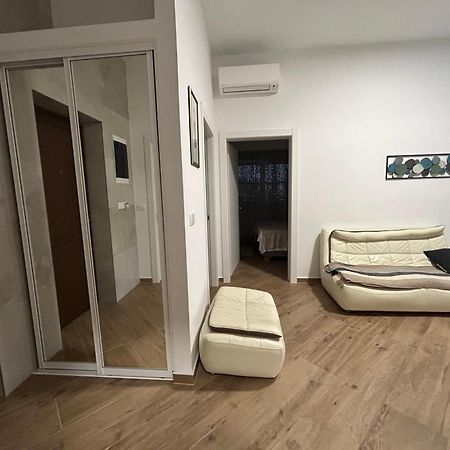 Apartment Papedoni 普拉 外观 照片