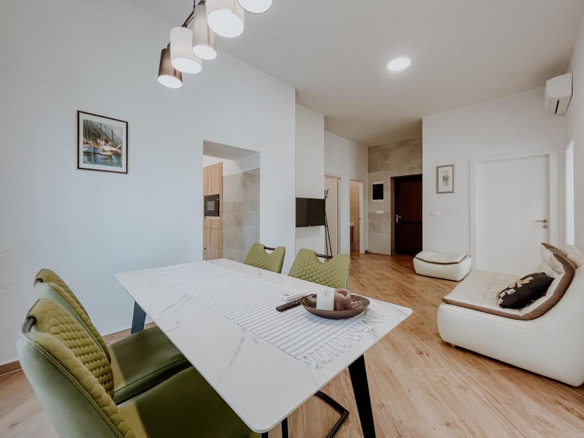 Apartment Papedoni 普拉 外观 照片